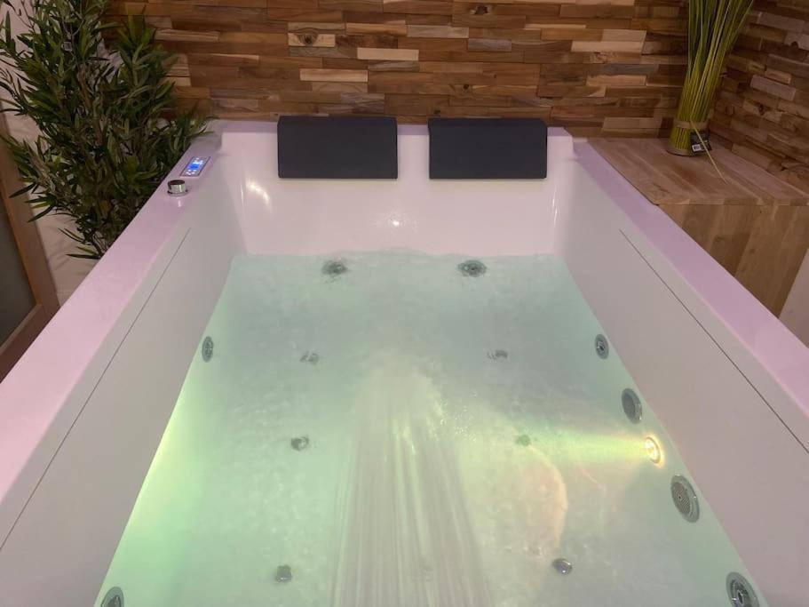 Lover Dose Spa Vierzon Extérieur photo